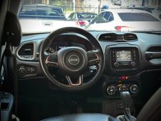 Jeep RENEGADE LONGITUDE 1.8 16V 2018 NEUMANN VEÍCULOS ARROIO DO MEIO / Carros no Vale