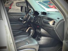 Jeep RENEGADE LONGITUDE 1.8 16V 2018 NEUMANN VEÍCULOS ARROIO DO MEIO / Carros no Vale