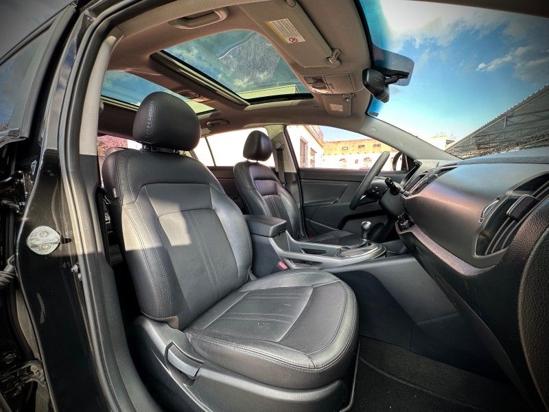 Kia SPORTAGE EX 2.0 16V 2013 NEUMANN VEÍCULOS ARROIO DO MEIO / Carros no Vale