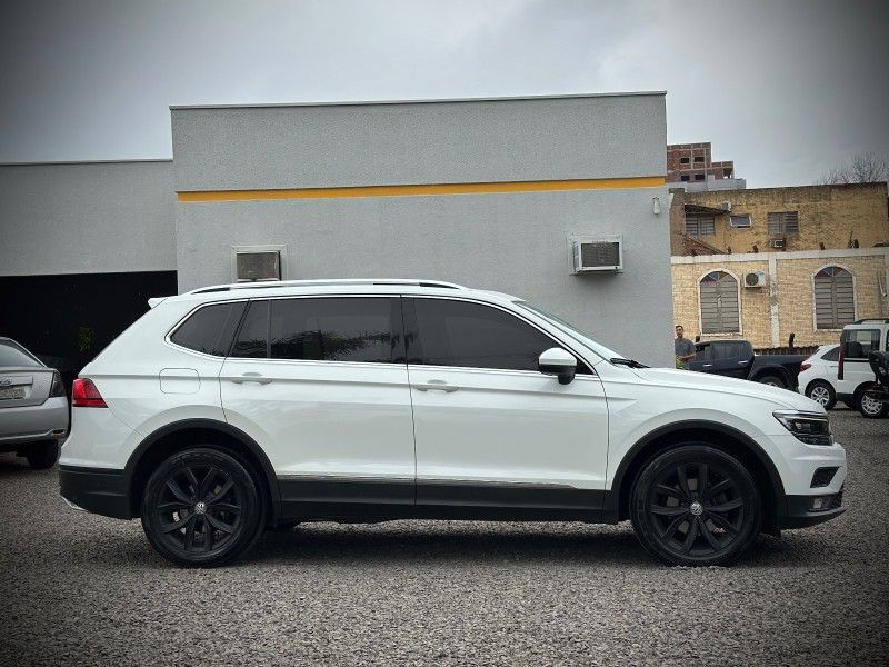 Volkswagen TIGUAN 1.4 TSI 16V 2019 NEUMANN VEÍCULOS ARROIO DO MEIO / Carros no Vale