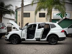 Volkswagen TIGUAN 1.4 TSI 16V 2019 NEUMANN VEÍCULOS ARROIO DO MEIO / Carros no Vale