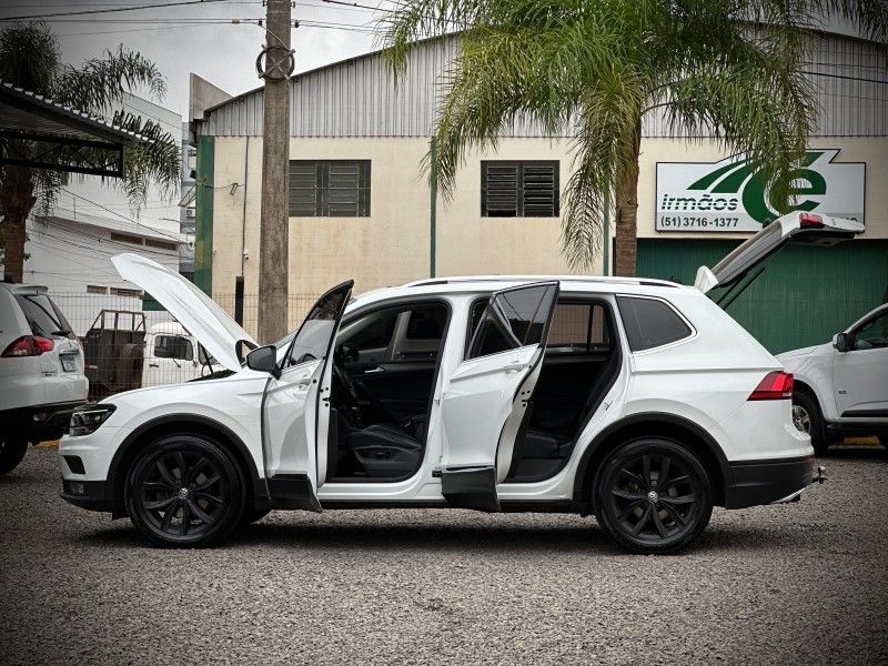 Volkswagen TIGUAN 1.4 TSI 16V 2019 NEUMANN VEÍCULOS ARROIO DO MEIO / Carros no Vale