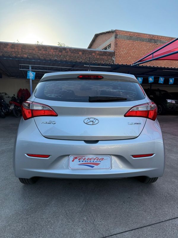 Hyundai HB20 COMFORT PLUS 1.6 2015 FERREIRA VEÍCULOS VENÂNCIO AIRES / Carros no Vale