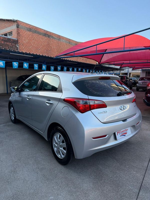 Hyundai HB20 COMFORT PLUS 1.6 2015 FERREIRA VEÍCULOS VENÂNCIO AIRES / Carros no Vale