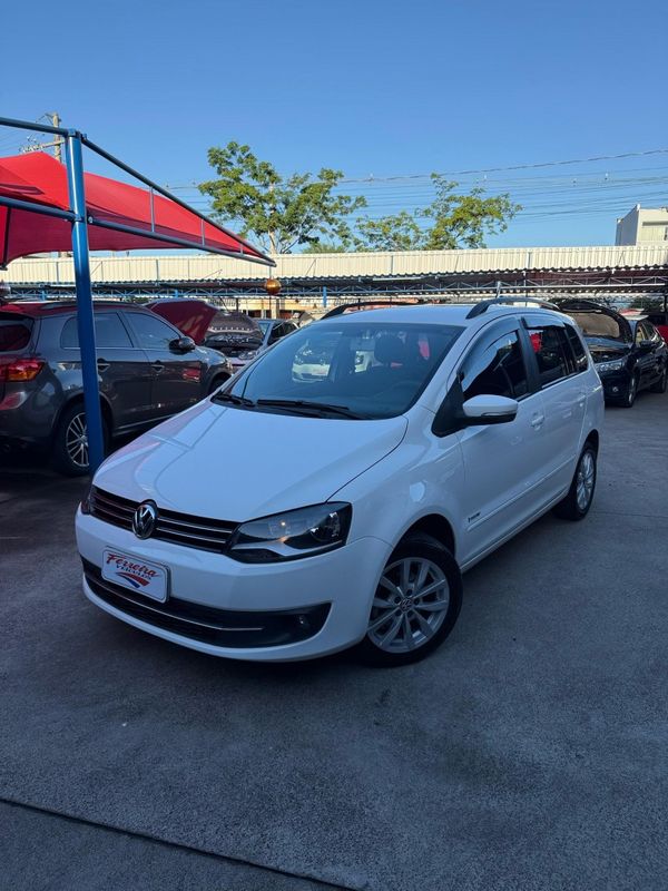 Volkswagen SPACEFOX I-TREND 1.6 8V 2013 FERREIRA VEÍCULOS VENÂNCIO AIRES / Carros no Vale