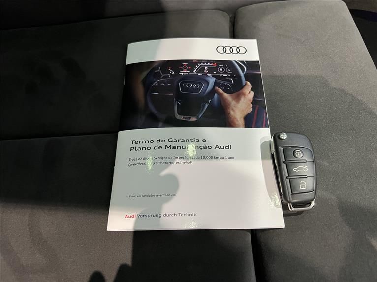 AUDI Q3 1.4 35 TFSI Black S Tronic 2021/2021 M&C AUTOMÓVEIS CAXIAS DO SUL / Carros no Vale