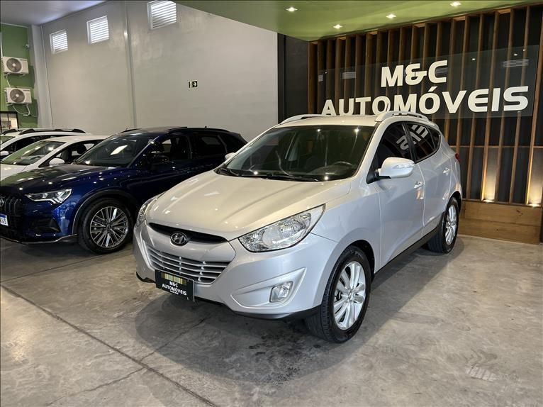 HYUNDAI IX35 2.0 MPI 4X2 16V 2013/2014 M&C AUTOMÓVEIS CAXIAS DO SUL / Carros no Vale