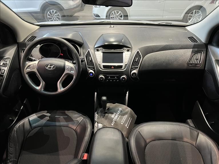 HYUNDAI IX35 2.0 MPI 4X2 16V 2013/2014 M&C AUTOMÓVEIS CAXIAS DO SUL / Carros no Vale