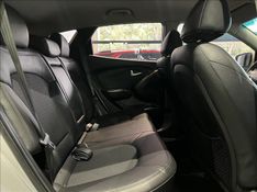 HYUNDAI IX35 2.0 MPI 4X2 16V 2013/2014 M&C AUTOMÓVEIS CAXIAS DO SUL / Carros no Vale