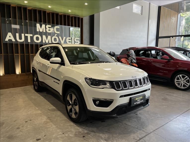 JEEP COMPASS 2.0 16V Longitude 2017/2018 M&C AUTOMÓVEIS CAXIAS DO SUL / Carros no Vale