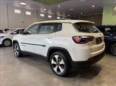 JEEP COMPASS 2.0 16V Longitude 2017/2018 M&C AUTOMÓVEIS CAXIAS DO SUL / Carros no Vale