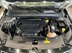 JEEP COMPASS 2.0 16V Longitude 2017/2018 M&C AUTOMÓVEIS CAXIAS DO SUL / Carros no Vale