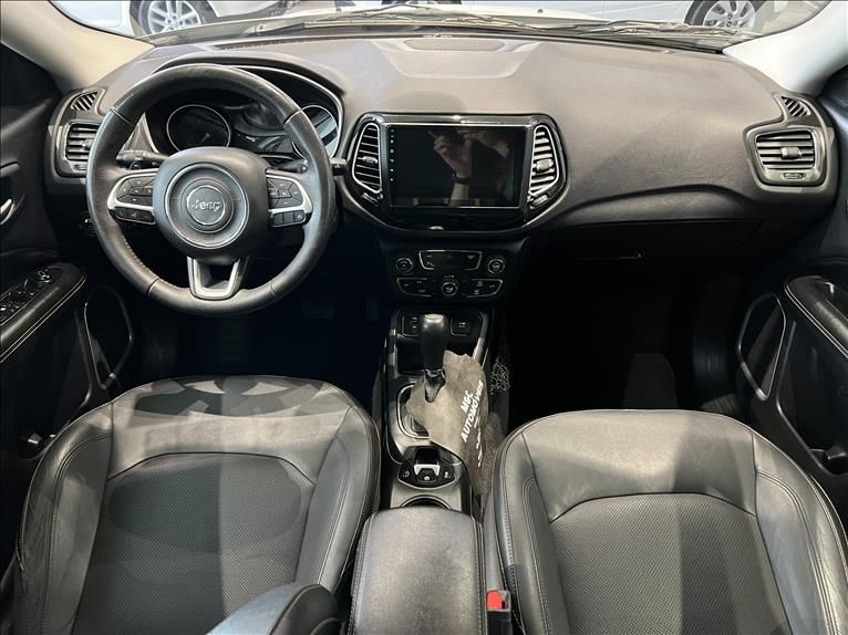 JEEP COMPASS 2.0 16V Longitude 2017/2018 M&C AUTOMÓVEIS CAXIAS DO SUL / Carros no Vale