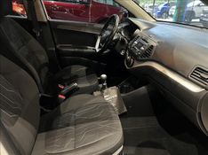 KIA PICANTO 1.0 EX 12V 2012/2013 M&C AUTOMÓVEIS CAXIAS DO SUL / Carros no Vale