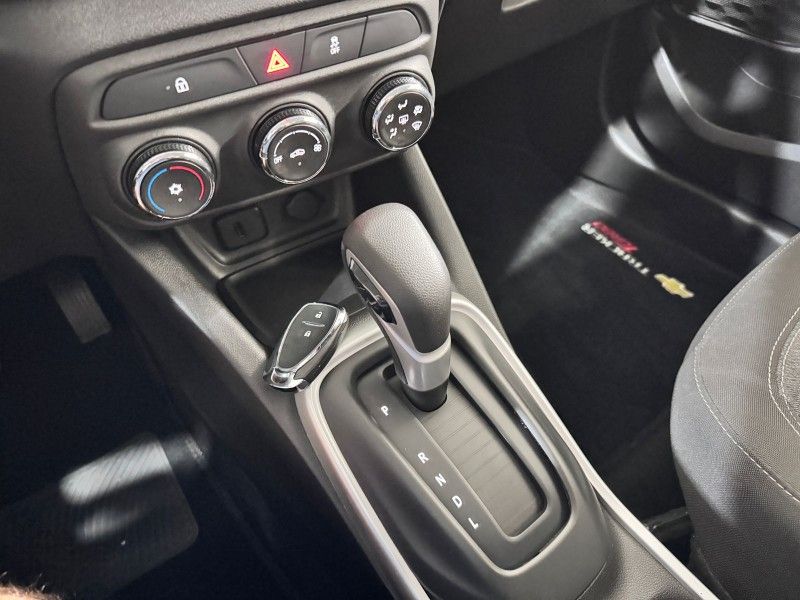 CHEVROLET TRACKER 1.0 12V LT TURBO 2022/2023 SUL SERRA MOTORS CAXIAS DO SUL / Carros no Vale