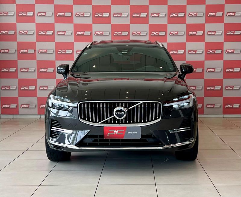 Volvo XC 60 T-8 Plus 2.0 AWD (Híbrido) 2022/2023 PC VEÍCULOS SANTA CRUZ DO SUL / Carros no Vale