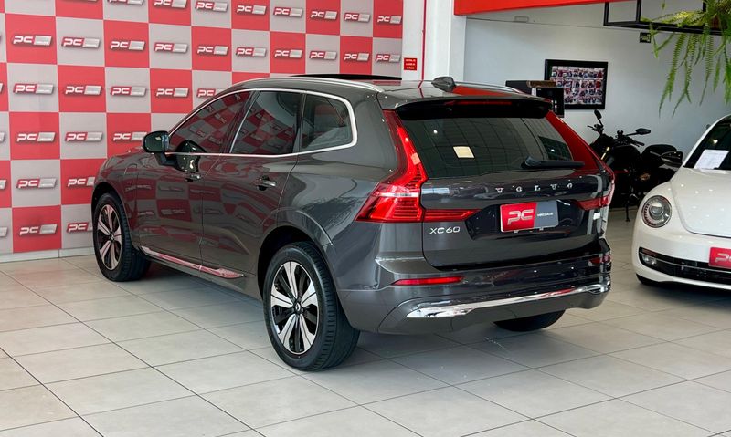 Volvo XC 60 T-8 Plus 2.0 AWD (Híbrido) 2022/2023 PC VEÍCULOS SANTA CRUZ DO SUL / Carros no Vale