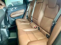 Volvo XC 60 T-8 Plus 2.0 AWD (Híbrido) 2022/2023 PC VEÍCULOS SANTA CRUZ DO SUL / Carros no Vale