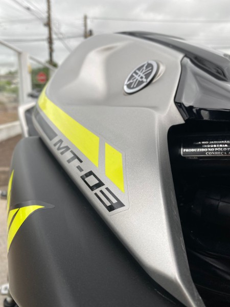 YAMAHA MT-03 ABS 2017/2018 WS MULTIMARCAS VENÂNCIO AIRES / Carros no Vale