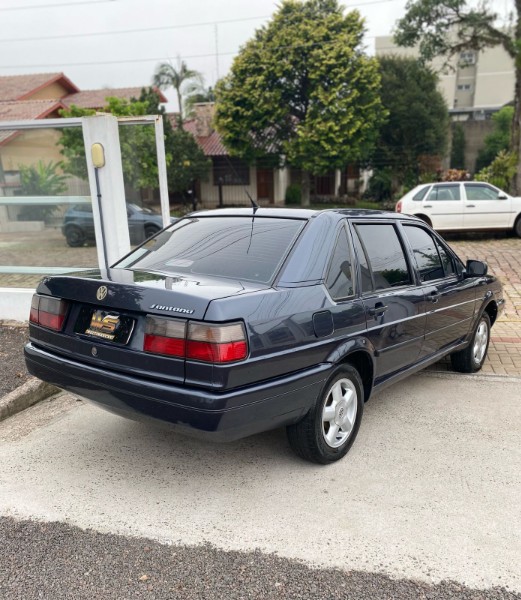 VOLKSWAGEN SANTANA 1.8 MI 1997/1997 WS MULTIMARCAS VENÂNCIO AIRES / Carros no Vale