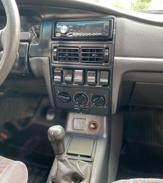 VOLKSWAGEN SANTANA 1.8 MI 1997/1997 WS MULTIMARCAS VENÂNCIO AIRES / Carros no Vale