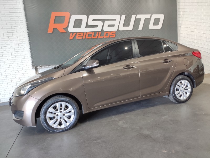 HYUNDAI HB20S 1.6 COMFORT 2016/2016 ROSAUTO VEÍCULOS VENÂNCIO AIRES / Carros no Vale