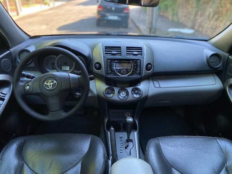TOYOTA RAV-4 2.4 2010/2010 ESTAÇÃO DO CARRO ESTRELA / Carros no Vale