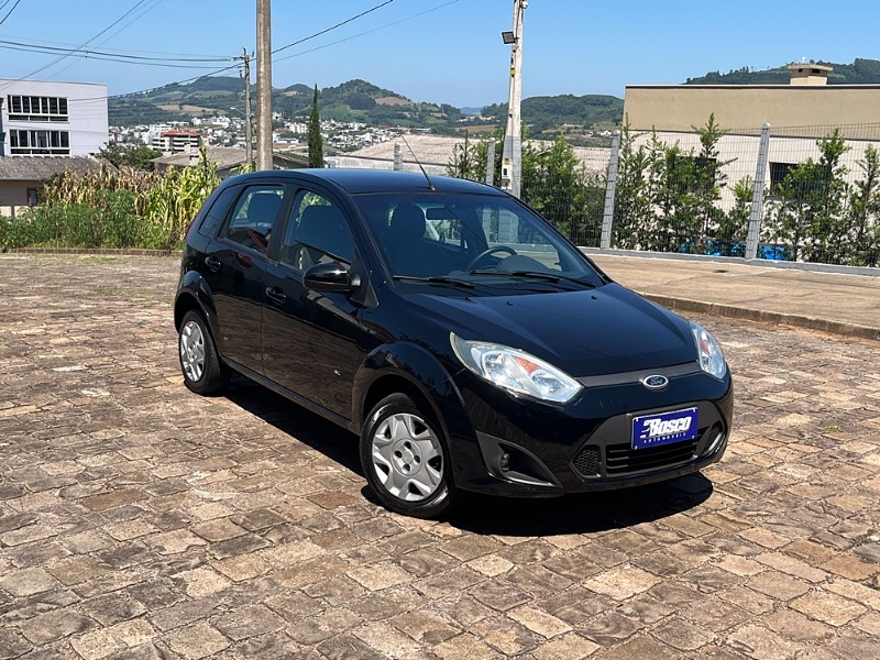 FORD FIESTA SE 1.0 16V FLEX 2014/2014 BOSCO AUTOMÓVEIS GUAPORÉ / Carros no Vale