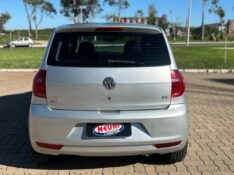 VOLKSWAGEN FOX 1.6 8V 2013 /2013 NEURI VEÍCULOS LAJEADO / Carros no Vale