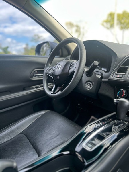 HONDA HR-V 1.8 16V FLEX LX 4P AUTOMÁTICO 2020/2020 NEURI VEÍCULOS LAJEADO / Carros no Vale