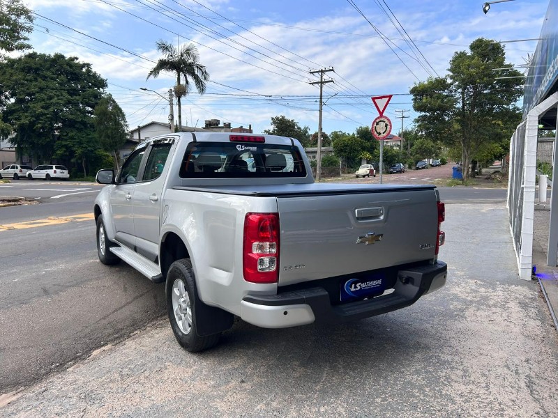 CHEVROLET S10 PICK-UP LT 2.5 FLEX 4X2 CD 2015/2015 LS MULTIMARCAS VENÂNCIO AIRES / Carros no Vale