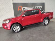 TOYOTA HILUX 2.7 SR 4X2 CD 16V FLEX 4P AUTOMÁTICO 2017/2017 ROSAUTO VEÍCULOS VENÂNCIO AIRES / Carros no Vale