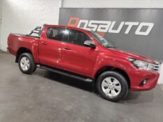 TOYOTA HILUX 2.7 SR 4X2 CD 16V FLEX 4P AUTOMÁTICO 2017/2017 ROSAUTO VEÍCULOS VENÂNCIO AIRES / Carros no Vale