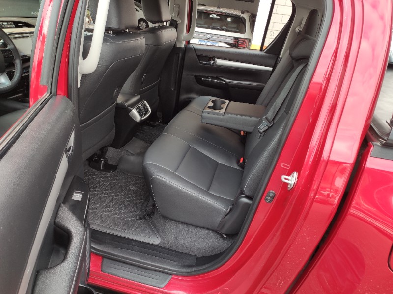 TOYOTA HILUX 2.7 SR 4X2 CD 16V FLEX 4P AUTOMÁTICO 2017/2017 ROSAUTO VEÍCULOS VENÂNCIO AIRES / Carros no Vale