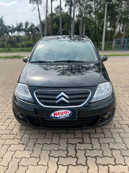CITROEN C3 1.4 SONORA GLX 8V 2011/2012 NEURI VEÍCULOS LAJEADO / Carros no Vale