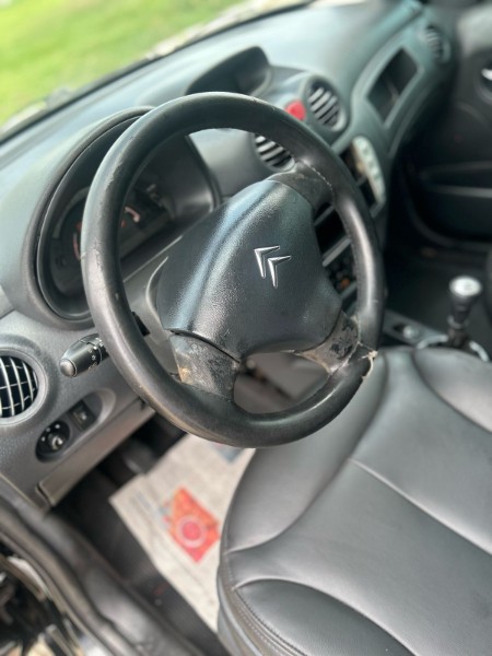 CITROEN C3 1.4 SONORA GLX 8V 2011/2012 NEURI VEÍCULOS LAJEADO / Carros no Vale