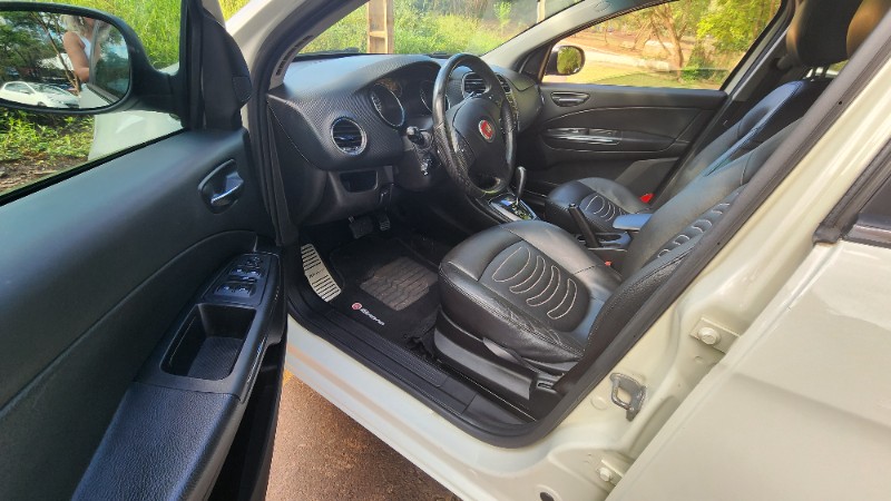 FIAT BRAVO 1.8 ESSENCE 16V AUTOMATIZADO 2014/2014 FERNANDO AUTOMÓVEIS | REVENDA DE CARROS ARROIO DO MEIO ARROIO DO MEIO / Carros no Vale