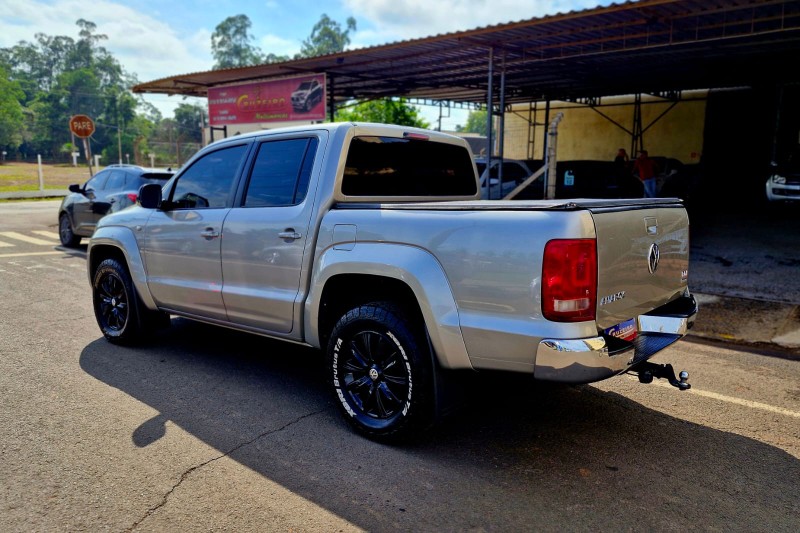 VOLKSWAGEN AMAROK 2.0 4X4 CD 16V TURBO INTERCOOLER 2012/2012 CRUZEIRO MULTIMARCAS CRUZEIRO DO SUL / Carros no Vale