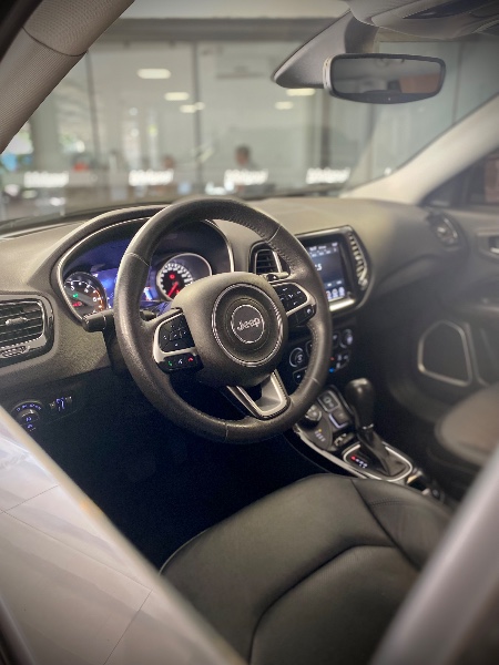 JEEP COMPASS 2.0 16V DIESEL LIMITED 4X4 AUTOMÁTICO 2018/2019 MALAGGI VEÍCULOS ENCANTADO / Carros no Vale