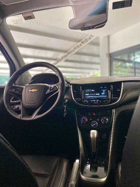 CHEVROLET TRACKER 1.4 16V TURBO FLEX LT AUTOMÁTICO 2018/2018 MALAGGI VEÍCULOS ENCANTADO / Carros no Vale