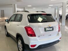 CHEVROLET TRACKER 1.4 16V TURBO FLEX LT AUTOMÁTICO 2018/2018 MALAGGI VEÍCULOS ENCANTADO / Carros no Vale