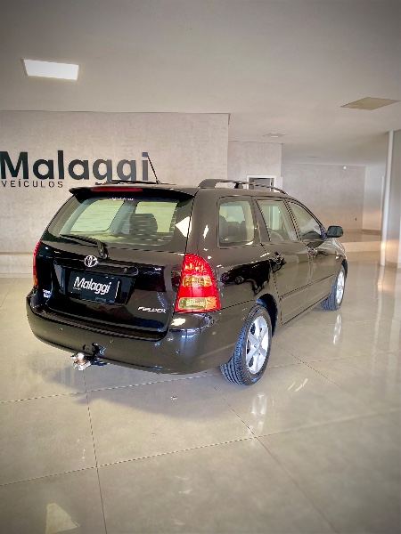 TOYOTA FIELDER 1.8 16V 2005/2006 MALAGGI VEÍCULOS ENCANTADO / Carros no Vale