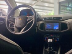 CHEVROLET PRISMA 1.4 LT 2014/2015 MALAGGI VEÍCULOS ENCANTADO / Carros no Vale