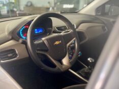 CHEVROLET PRISMA 1.4 LT 2014/2015 MALAGGI VEÍCULOS ENCANTADO / Carros no Vale