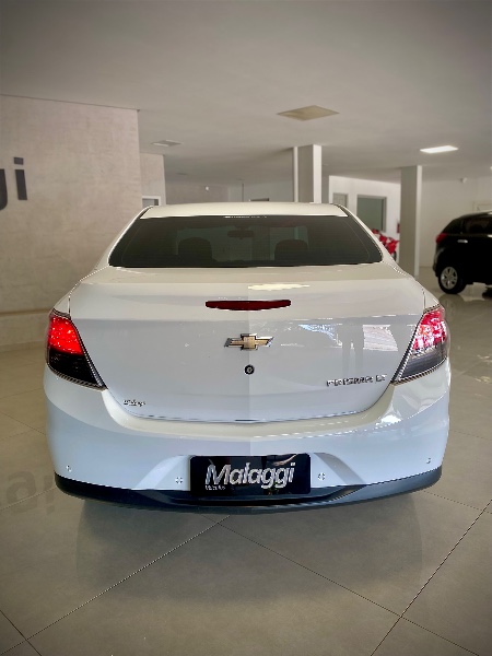 CHEVROLET PRISMA 1.4 LT 2014/2015 MALAGGI VEÍCULOS ENCANTADO / Carros no Vale