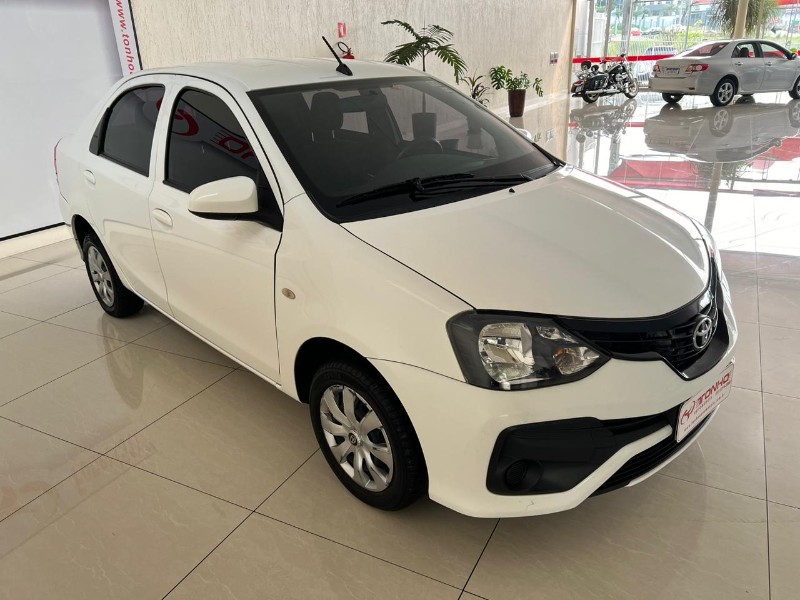 TOYOTA ETIOS 1.5 X SEDAN 16V FLEX 4P MANUAL 2019/2020 TONHO AUTOMÓVEIS LAJEADO / Carros no Vale