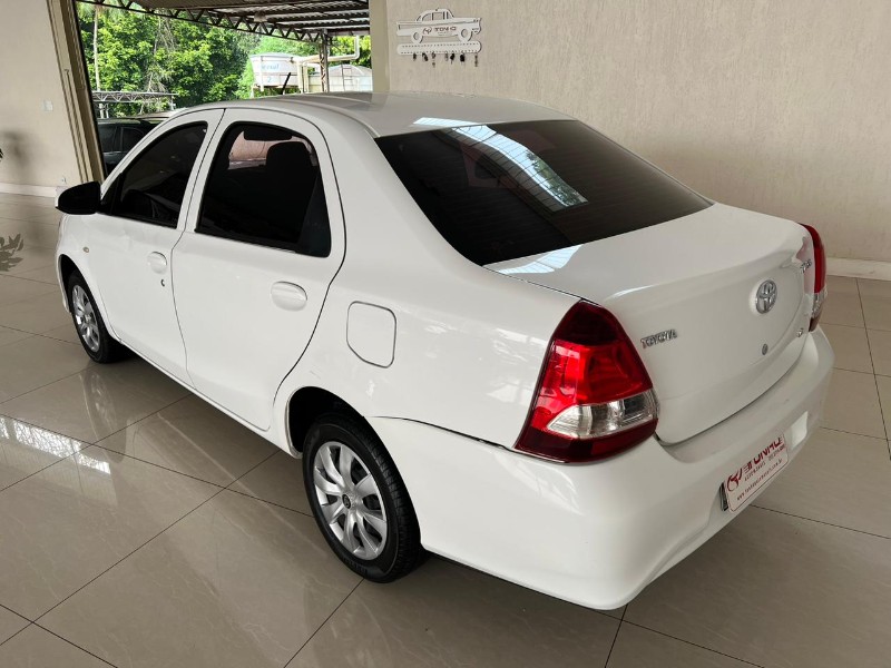 TOYOTA ETIOS 1.5 X SEDAN 16V FLEX 4P MANUAL 2019/2020 TONHO AUTOMÓVEIS LAJEADO / Carros no Vale