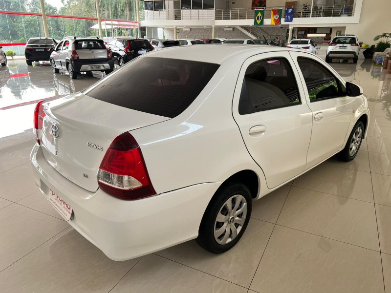 TOYOTA ETIOS 1.5 X SEDAN 16V FLEX 4P MANUAL 2019/2020 TONHO AUTOMÓVEIS LAJEADO / Carros no Vale