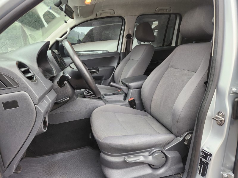 VOLKSWAGEN AMAROK S CABINE DUPLA 4X4 2.0 16V TDI TURBO 2014/2015 TS VEÍCULOS ANTA GORDA / Carros no Vale