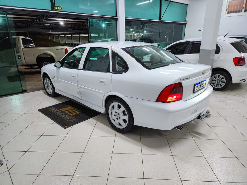 CHEVROLET VECTRA ELEGANCE 2.0 8V 2004/2005 TS VEÍCULOS ANTA GORDA / Carros no Vale